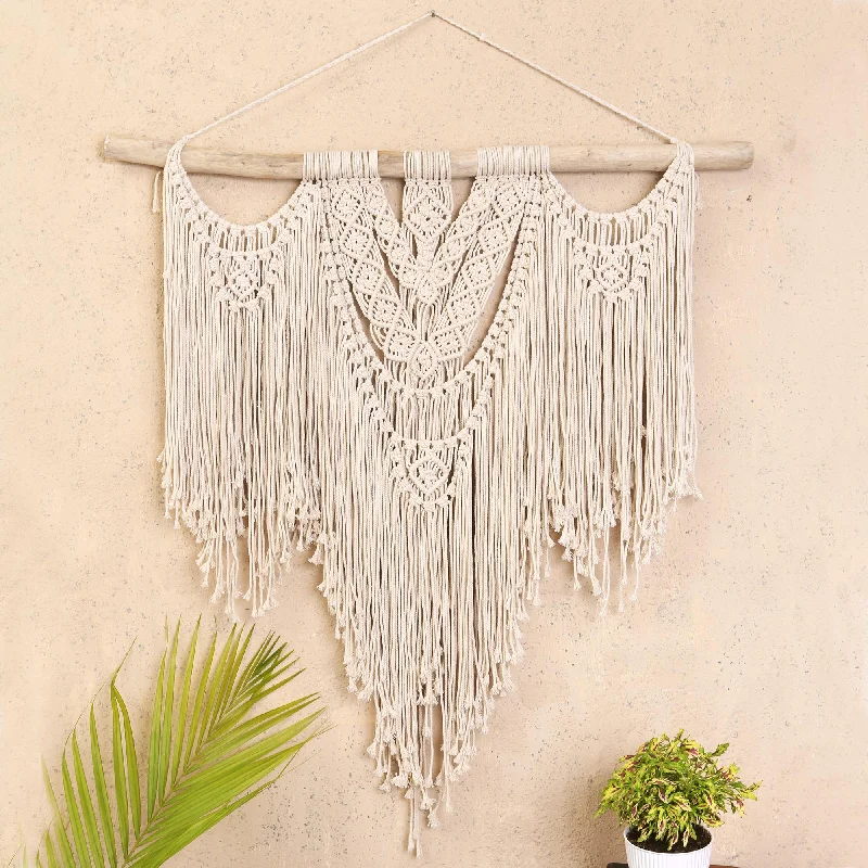 - ​​Pet toys under 10 yuanDream On Macrame Cotton Wall Hanging from Bali