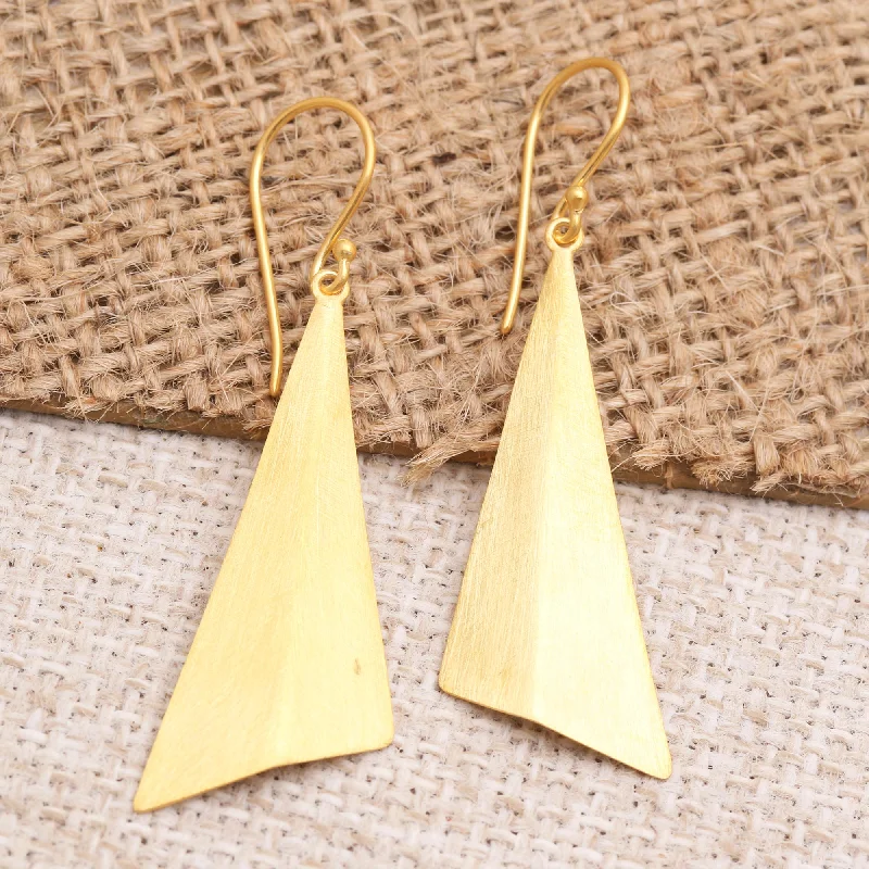  -Anti-scratch sofa protective coverGolden Mountain Hand Crafted Gold-Plated Dangle Earrings